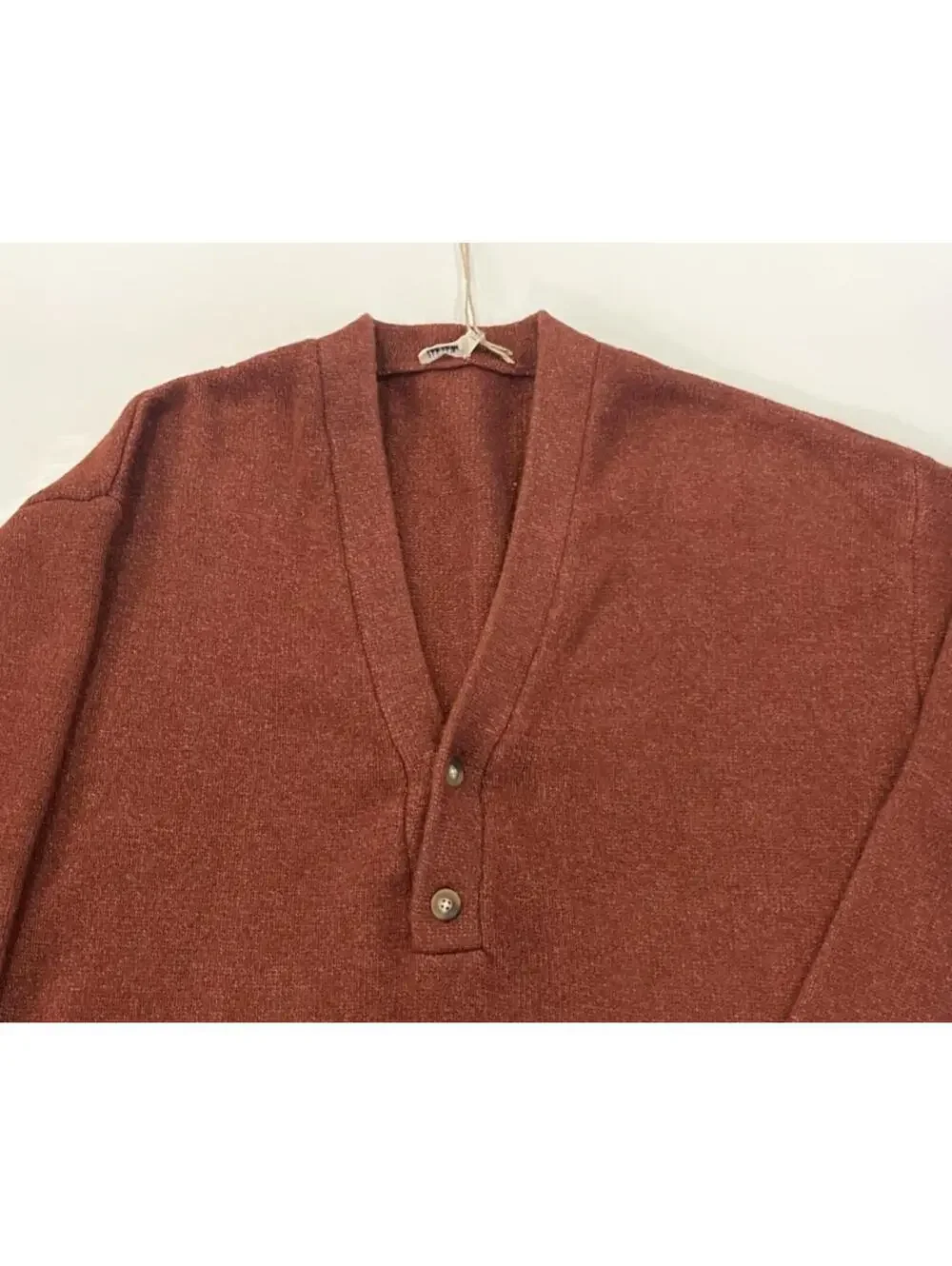 $168 Faherty Jackson V Neck Popover Sweater Smoked Paprika Size Medium - Picture 12 of 12
